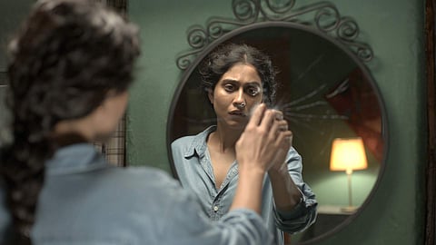 Regina Cassandra in a still from Anya's Tutorial