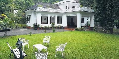 Mathew Vallikappen and Silu Mathew's bunglow