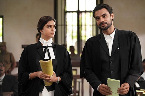 Keerthy Suresh and Tovino Thomas in Vaashi