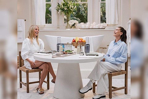 Gwyneth and Hailey in the episode