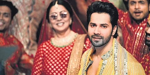 A still of Varun Dhawan from Jugjugg Jeeyo