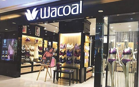 Wacoal phygital fashion show