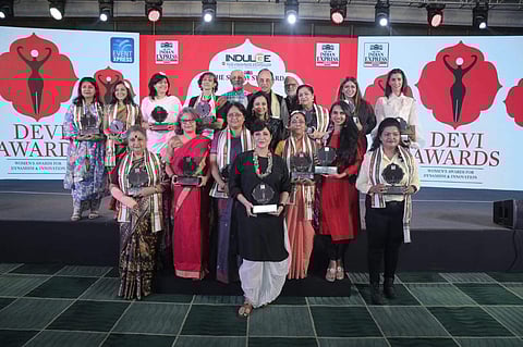 Chairman of the Board, The New Indian Express Group, Manoj Kumar Sonthalia, TNIE Editorial Director, Prabhu Chawla and politician-scholar Subramanian Swamy with recipients of Devi Awards in Kolkata
