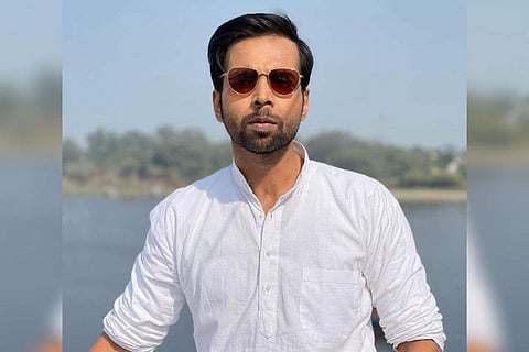 Actor Abhishek Banerjee in The Great Wedding of Munnes