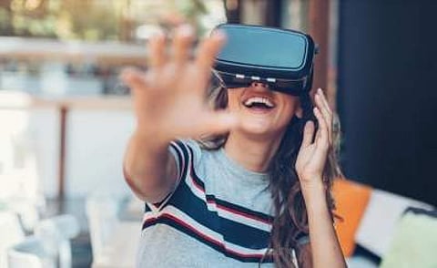 Metas Quest Pro VR headset surfaces online before release