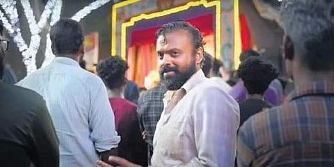 A still from the film Nna Thaan Case Kodu.