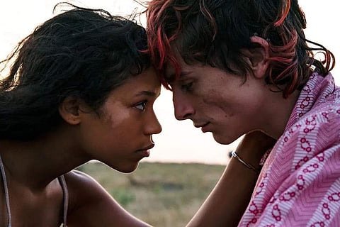 Timothee Chalamet and Taylor Rusell in Bones and All