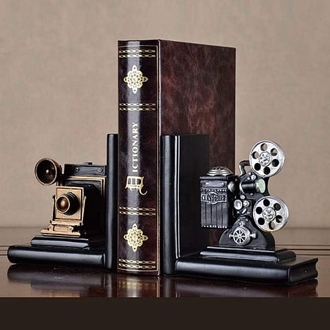 The Retro Book Stand by Nestasia