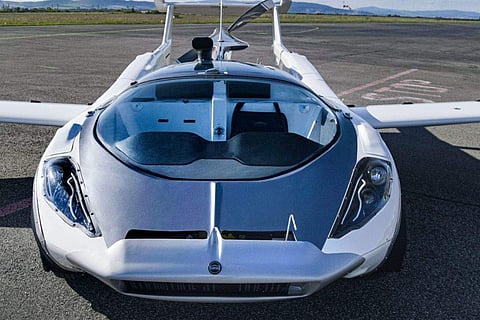 As far as the car is concerned, it looks like a sports car that has sprouted wings