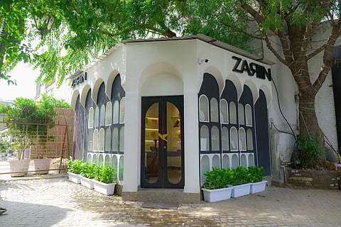 Zariin_Jewellery_-_Flagship_Store_DhanMill
