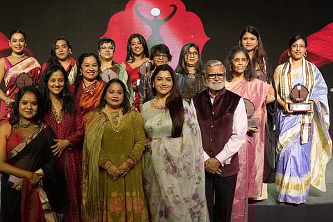 The Devi Awards was held on October 5