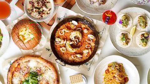 Que Sera Sera is located in Andheri Lokhandwala