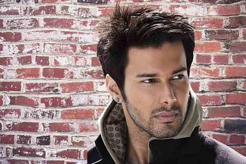 Rajniesh_Duggall