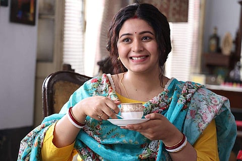 Ritabhari as Phullora