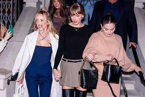 In frame: Taylor Swift with Brittany Mahomes and Selena Gomez