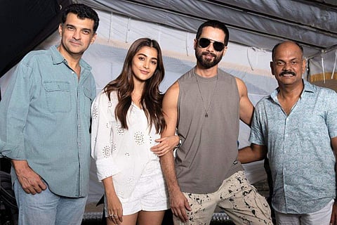 In frame: Crew of Deva