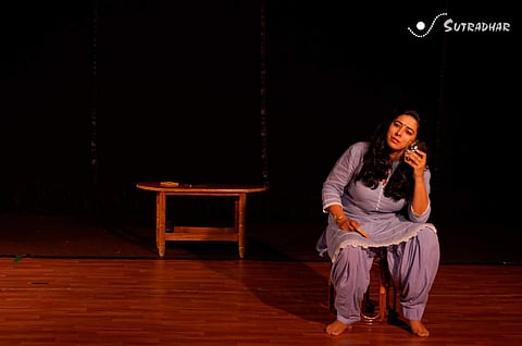 A scene from WEEKEND