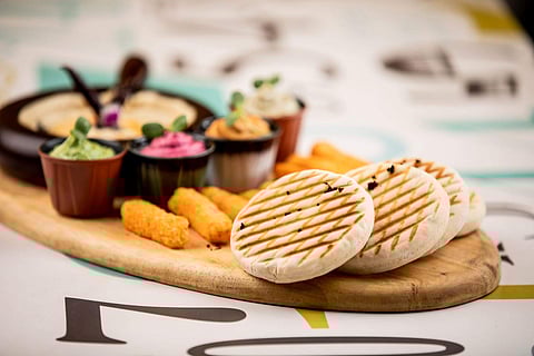 In Frame: Hummus Patter with Pita