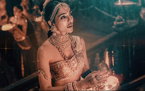 Jewellery on PS-2 characters