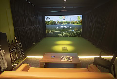 Virtual Golfing at Golfer's Edge indoor arena