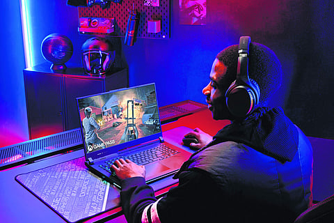 2023 ROG Strix SCAR 17