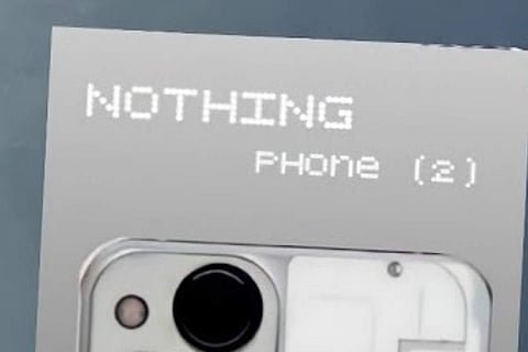 Nothing Phone (2)