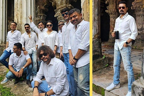 Team Dawshom Awbotaar; Prosenjit Chatterjee (R)