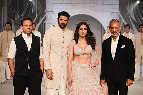 Sara Ali Khan and Aditya Roy Kapur with Shantnu & Nikhi