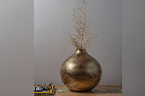 Vase from Vedas Exports
