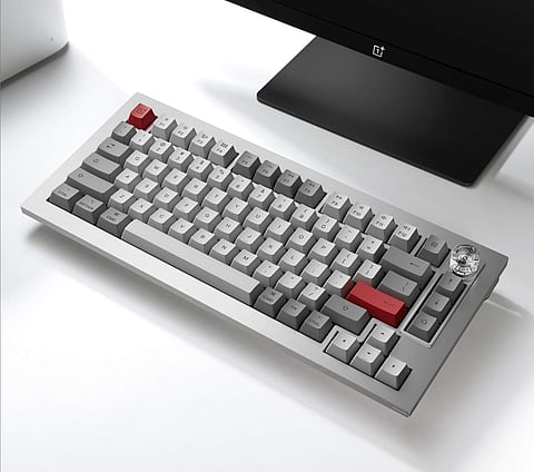 OnePlus Keyboard 81 Pro Review: Mechnical Keyboard, Keychorn, Light Weight And More
