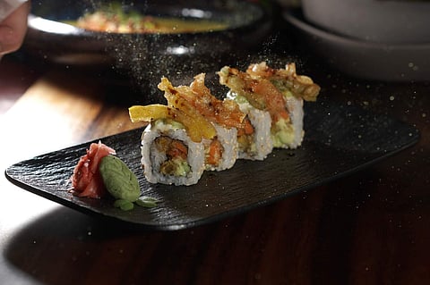 Restaurant in Kolkata: Get a glimpse of Taki Taki in Kolkata