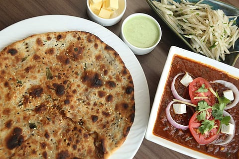 Amritsari Kulche with Amritsari Chole