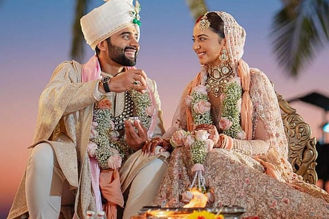 Jackky and Rakul look ravishing in their wedding outfits