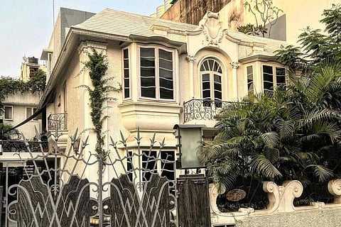 A Baroque-style house in Greater Kailash Photos: Instagram-@Delhi houses