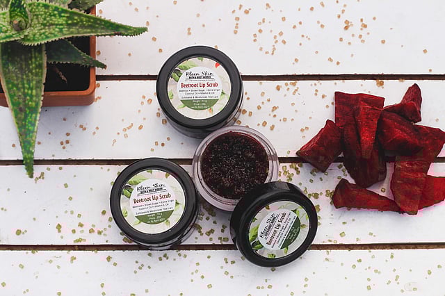 Beetroot lip scrub