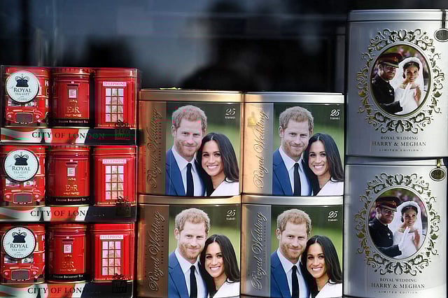 <em>Royal memorabilia of Harry and Meghan (AFP/DANIEL LEAL-OLIVAS)</em>