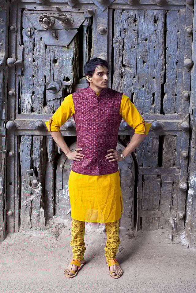 Photo by fashion photographer Ravi Menon for designer Ganesh Nallari