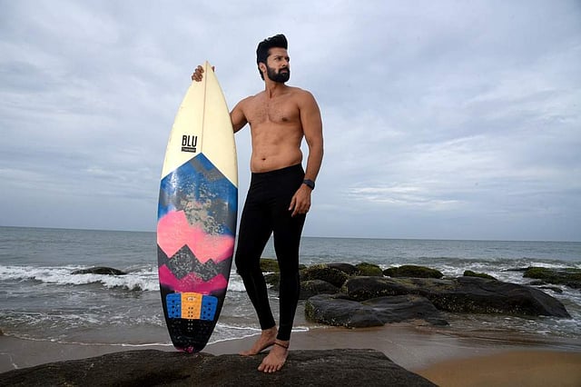 Actor Santhosh Prathap at the <em>Covelong Surfing Festival</em>