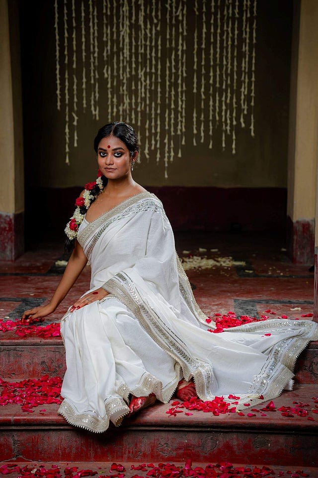 <em>Prathaa's Ehsaas edit</em>