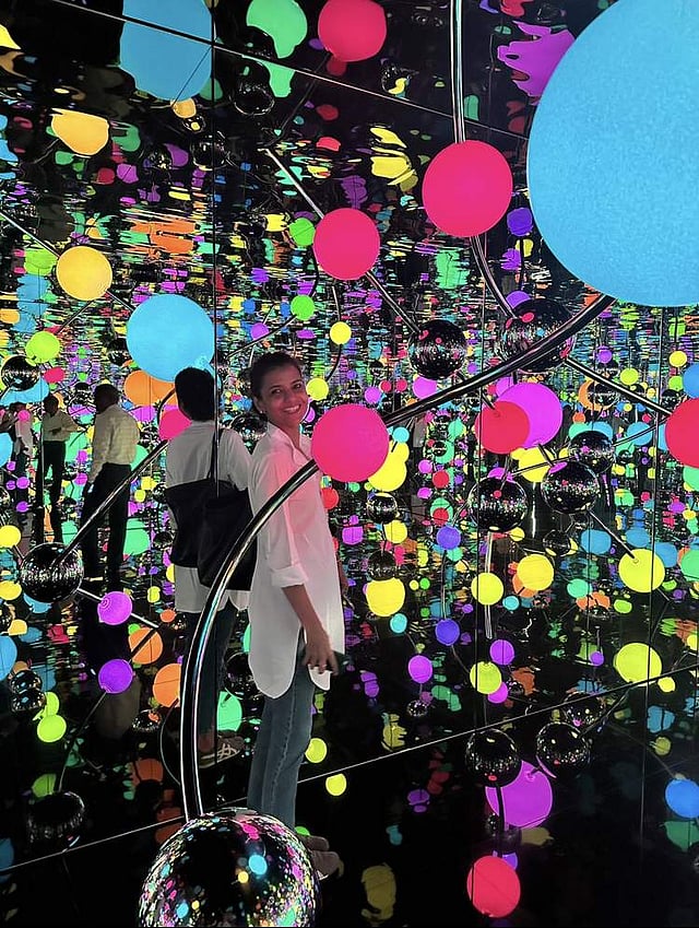 <em>Infinity Mirrored Room at NMACC, Mumbai</em>