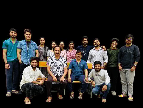 Cast of the play