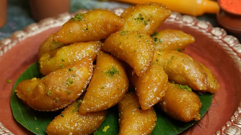 Celebrate the festival of colours at ITC Sonar & ITC Royal Bengal