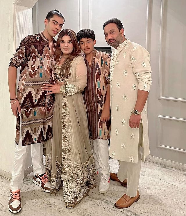 Nikita Mhaisalkar and family
