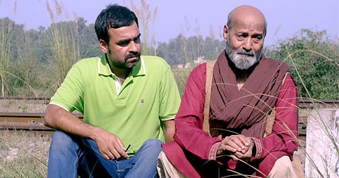 Pankaj Tripathi (L) and Ram Gopal Bajaj