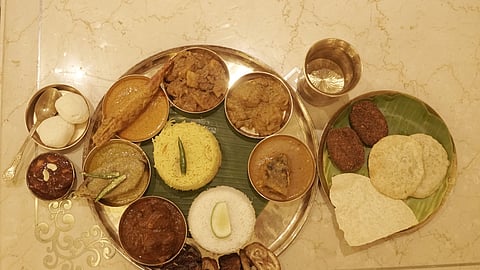 Hirak Rajar Thali
