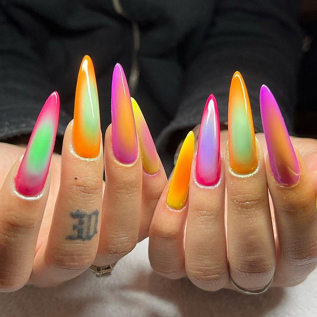 Aura Nails