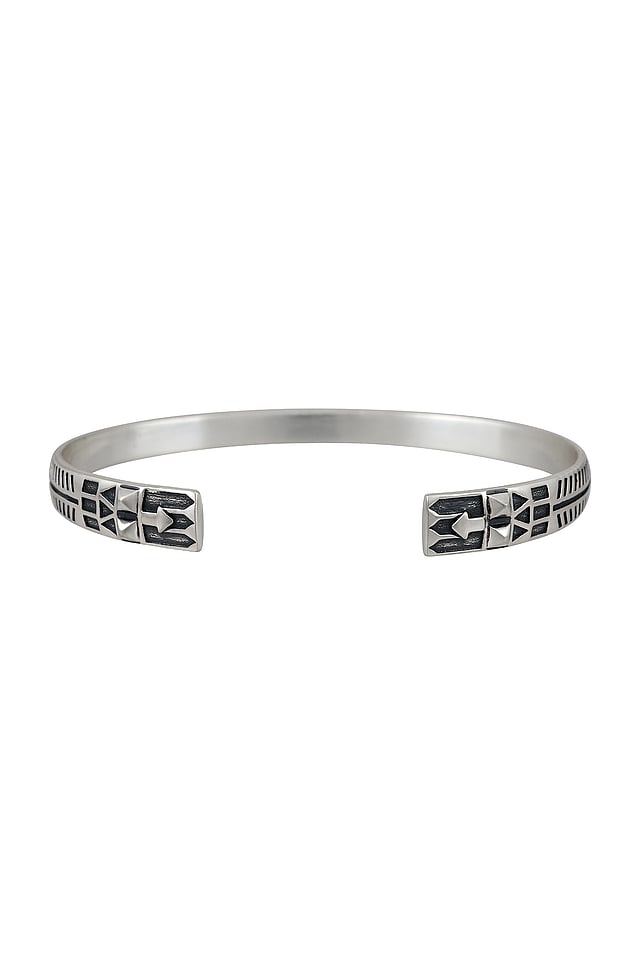 Tribe Amrapali - Silver Engraved Bracelet 