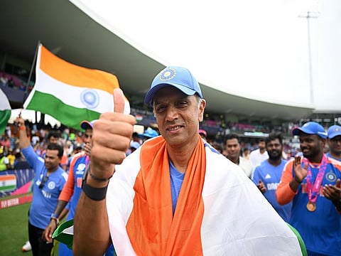 Dravid refuses extra Rs 2.5cr bonus, opts for equal reward for support staff
