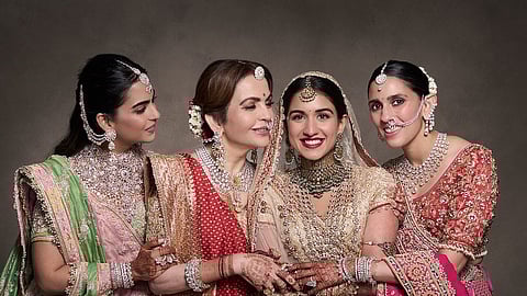 Nita Ambani poses with Isha Ambani, Radhika Merchant and Shloka Mehta for a heartwarming family snap 