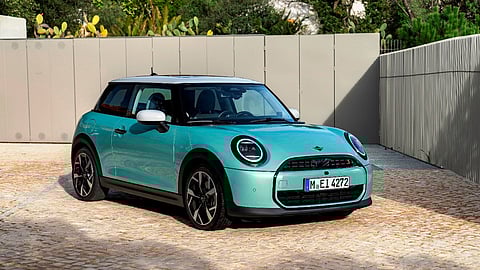 The new MINI Cooper S
